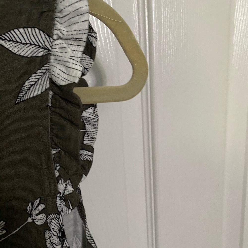 Papermoon Ruffle detail button down - Picture 2 of 4